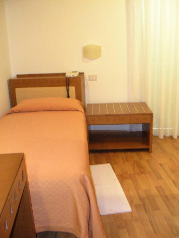 Hotel Escorial Cervia Room photo